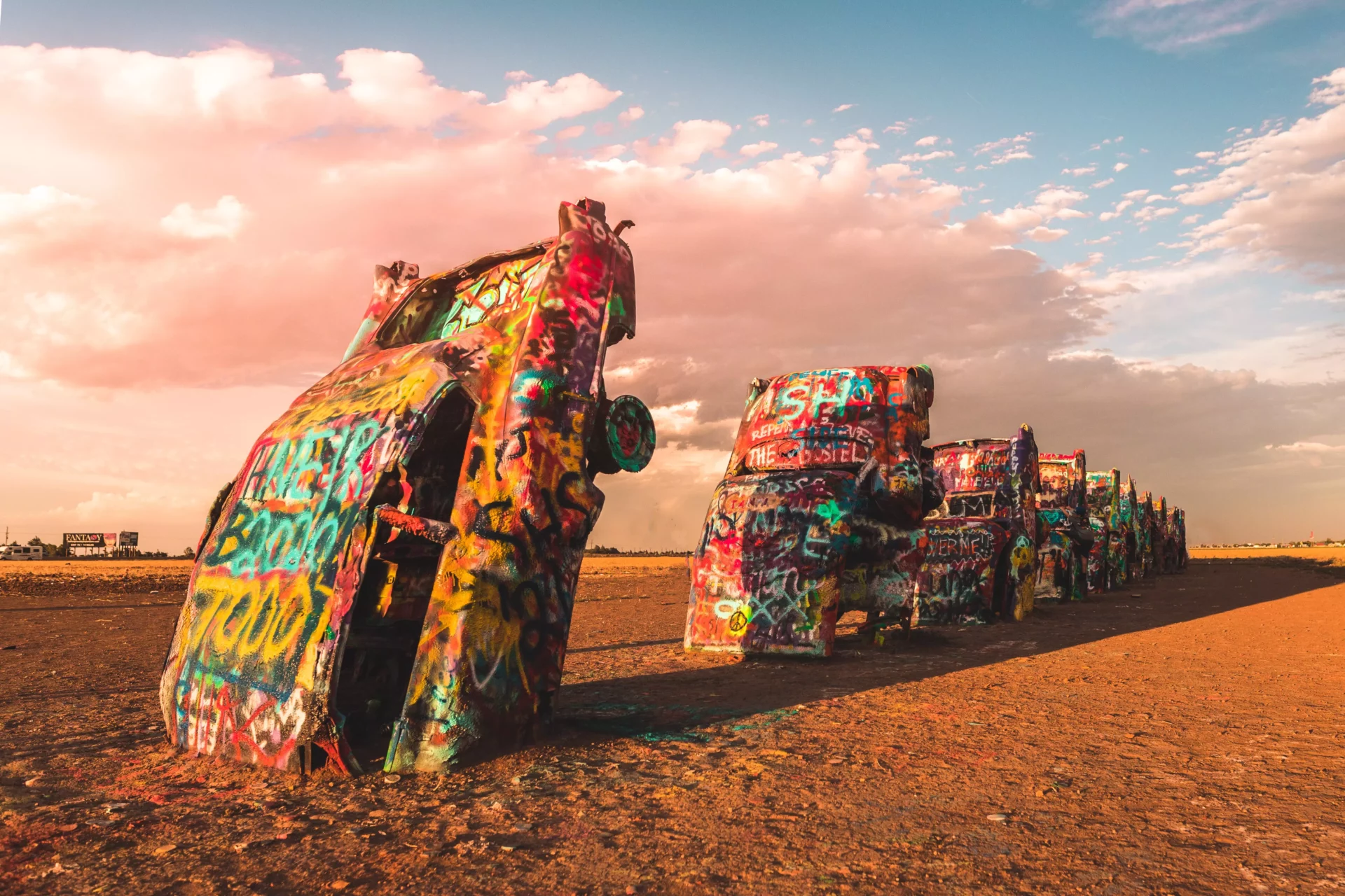 Route 66: il mito americano in 8 stati e 4000 km 20 cadillac ranch amarillo texas route 66