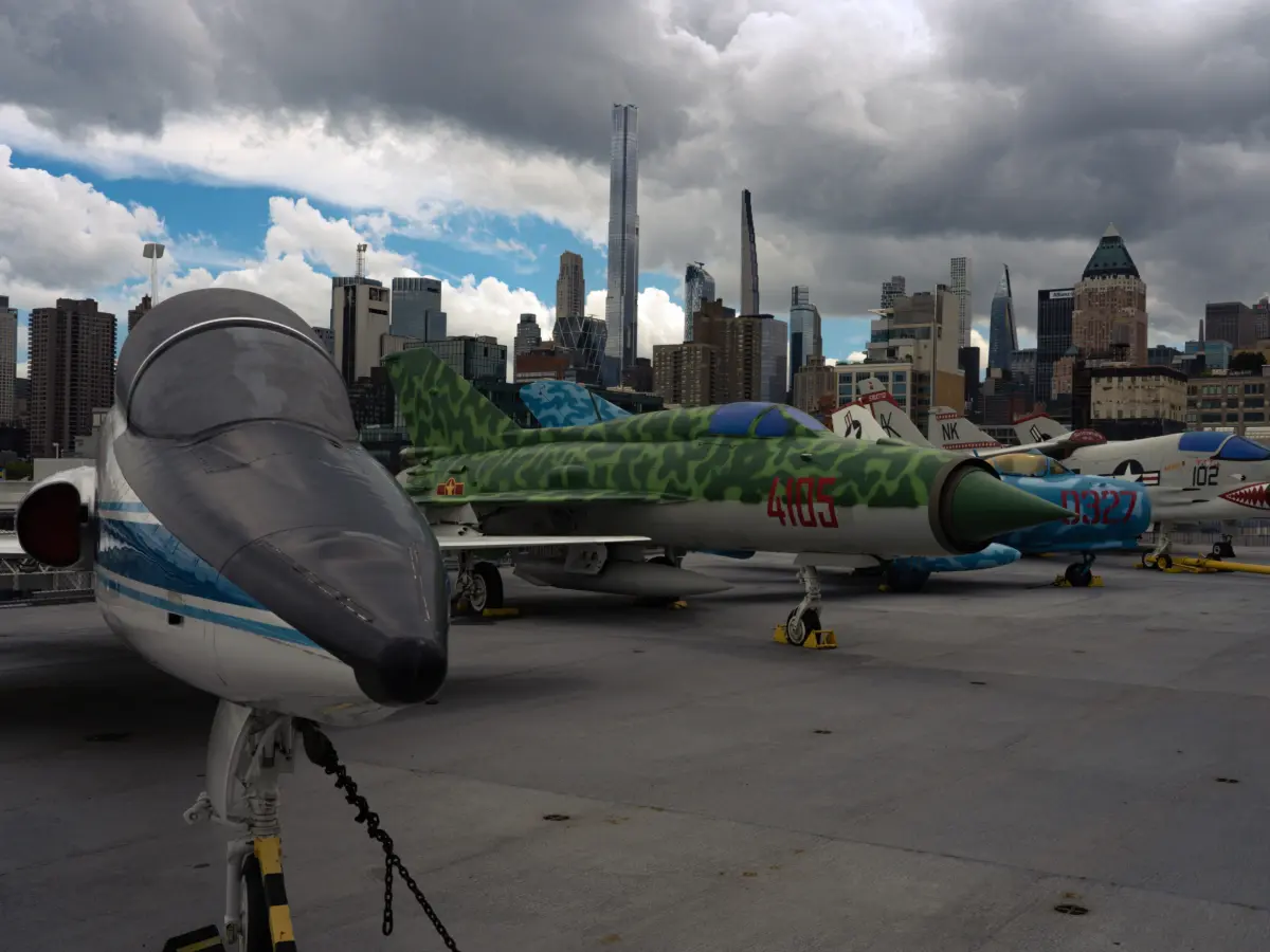 New York 8 intrepid sea new york