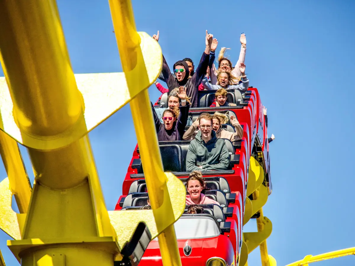 La guida completa ai parchi divertimento in California 28 parchi divertimento california - montagne russe