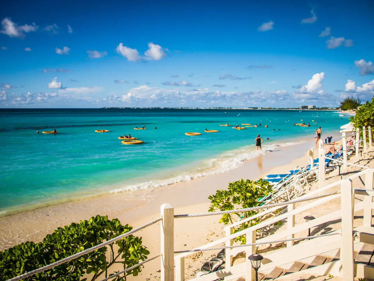 Isole Cayman: tra lusso caraibico, segreti offshore e rum d’autore 14 isole cayman